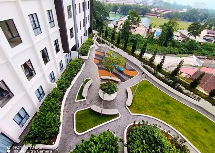 The Horizon - Ipoh\' Rachel